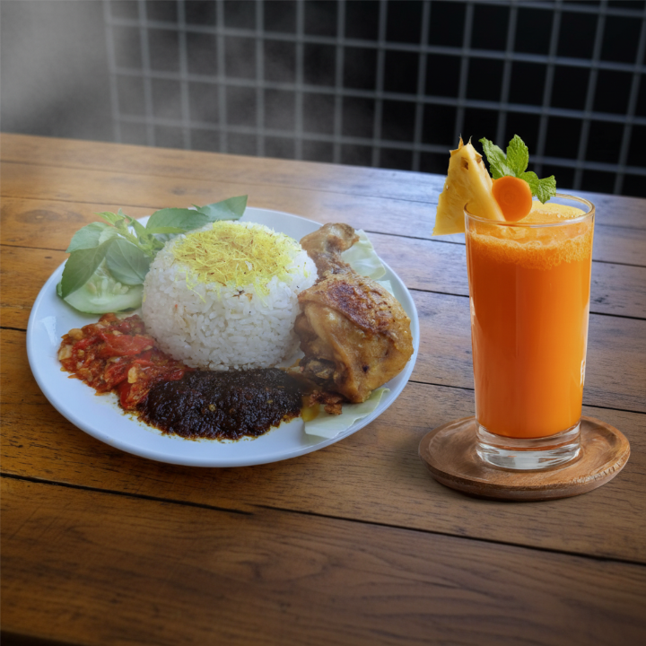 Ayam Bumbu Hitam Sambal Bawang Xtra Fresh Qta