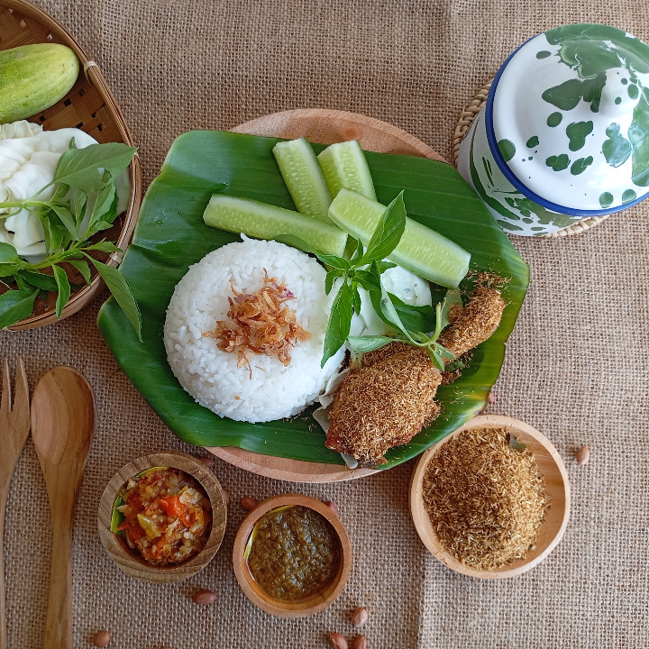Nasi Ayam Goreng